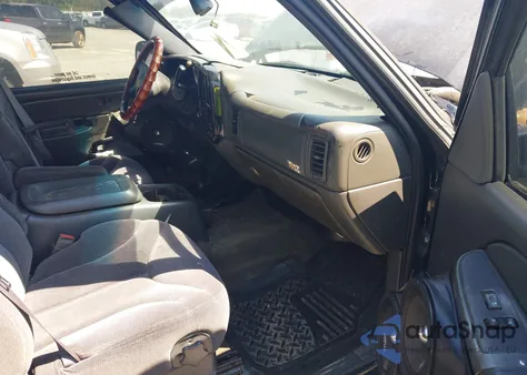 2004 Chevrolet Silverado 1500 Ls z USA, uszkodzony, nr VIN 1GCEK19T24E232174